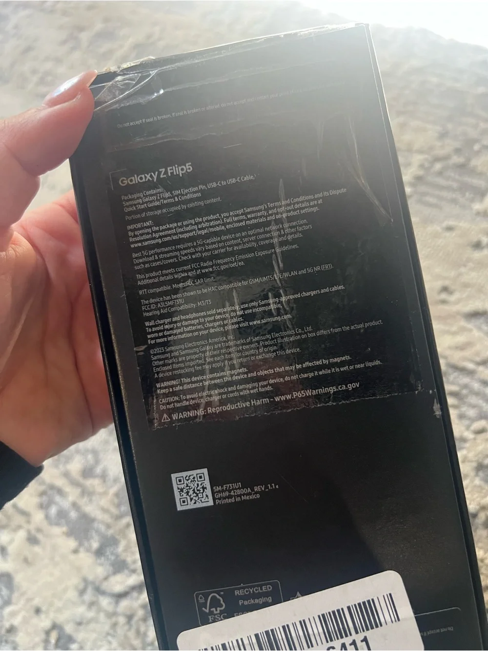 NEW Samsung Galaxy Z Flip5 SM-F731U1 Unlocked 512GB 5G, Graphite